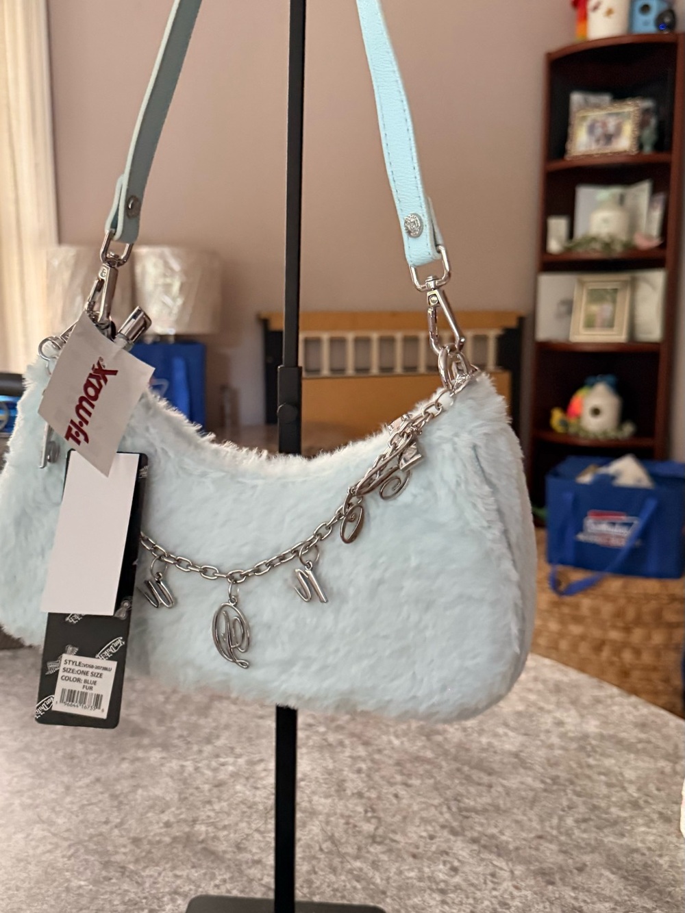 Von Dutch Baby Blue Faux Fur Mini Shoulder Bag - Picture 3 of 3